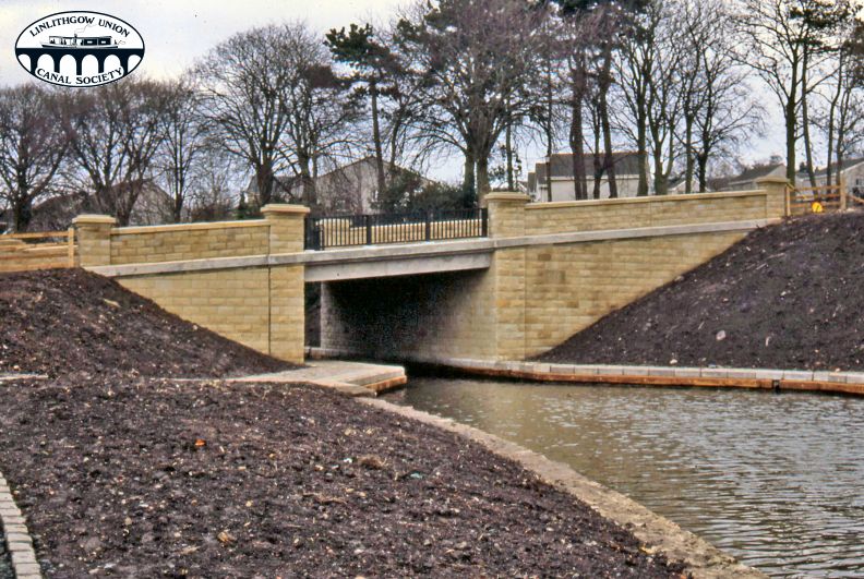219 LUCS V1196 Newly completed Preston Rd bridge 1992