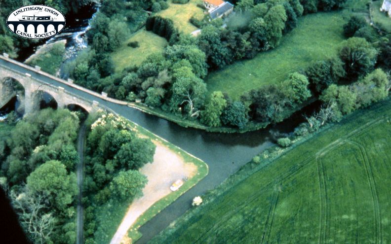 104 LUCS V1229 Aerial view east end Almond Aqueduct