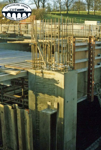 255 LUCS R0072 Construction of Lathallan Bridge