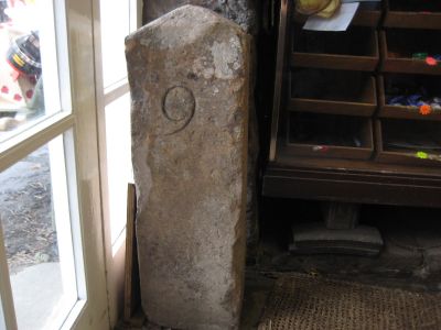 9.0 Miles to Falkirk - Original Stone