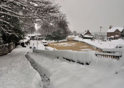 101201 Snow at Canal 2 (Shirres)